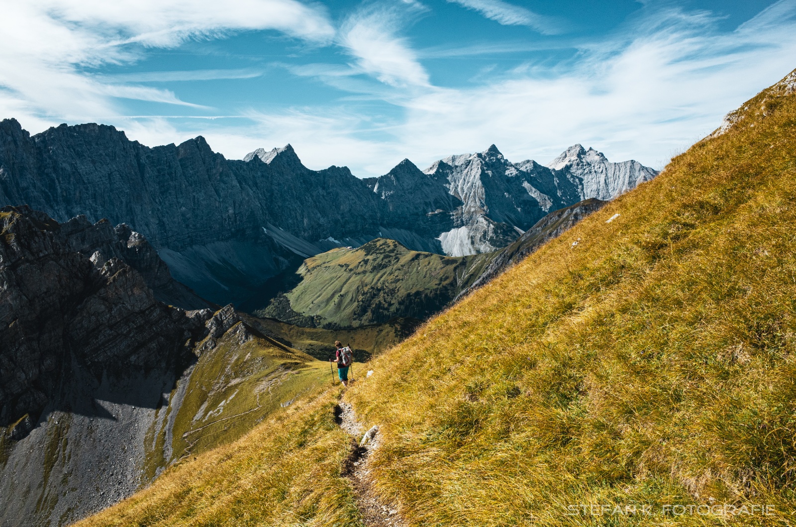 Am Gamsjoch im Karwendel, Blick auf die Laliderer Wand